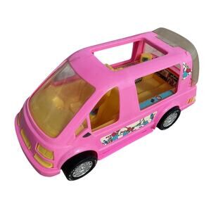 Vintage American Plastic Toys Barbie Pink Camper #797 Missing One Wheel - LN
